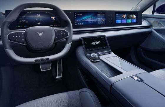 Lan Tu Chases Light 260KM Pure Electric Range for Energy Vehicles in Brilliant Purple